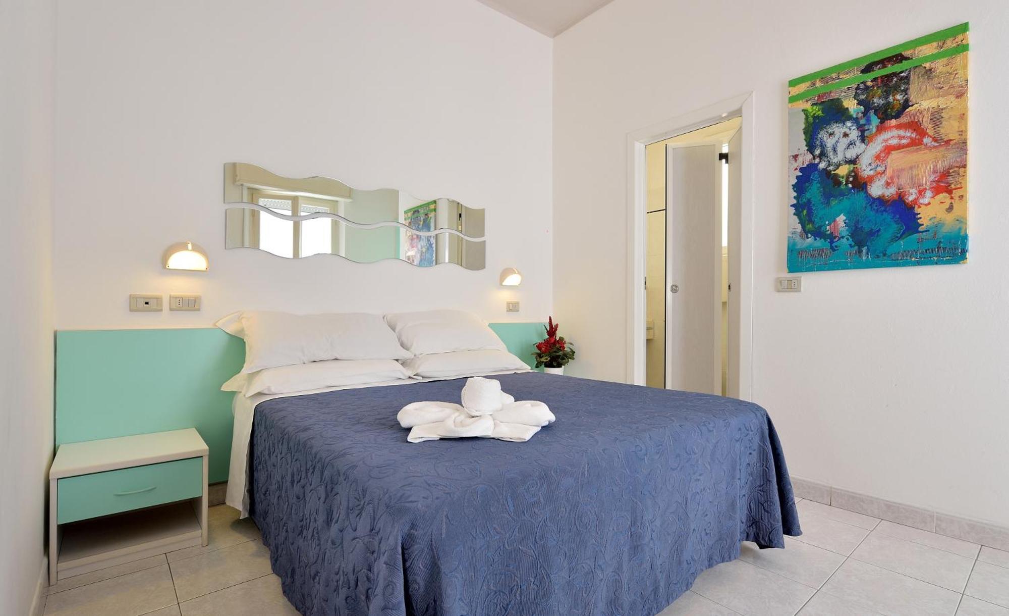 Hotel Oltremar B&B Cattolica Bagian luar foto