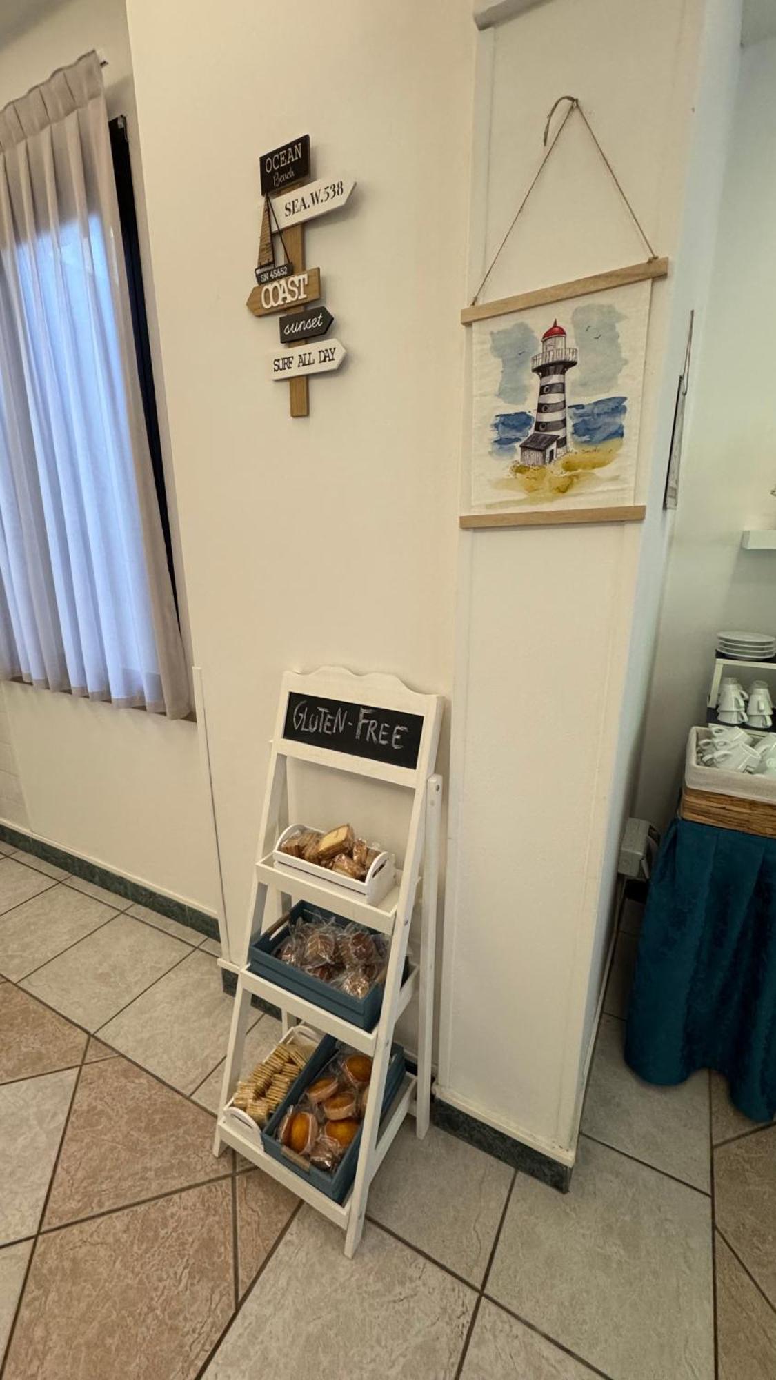 Hotel Oltremar B&B Cattolica Bagian luar foto