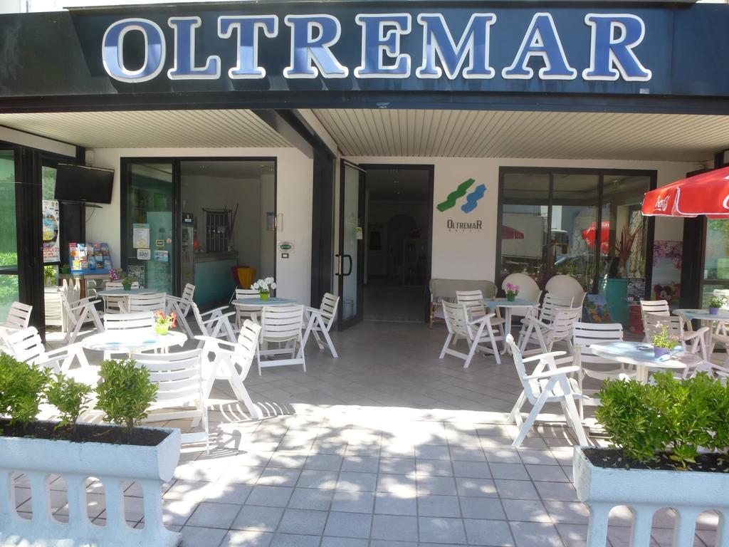 Hotel Oltremar B&B Cattolica Bagian luar foto